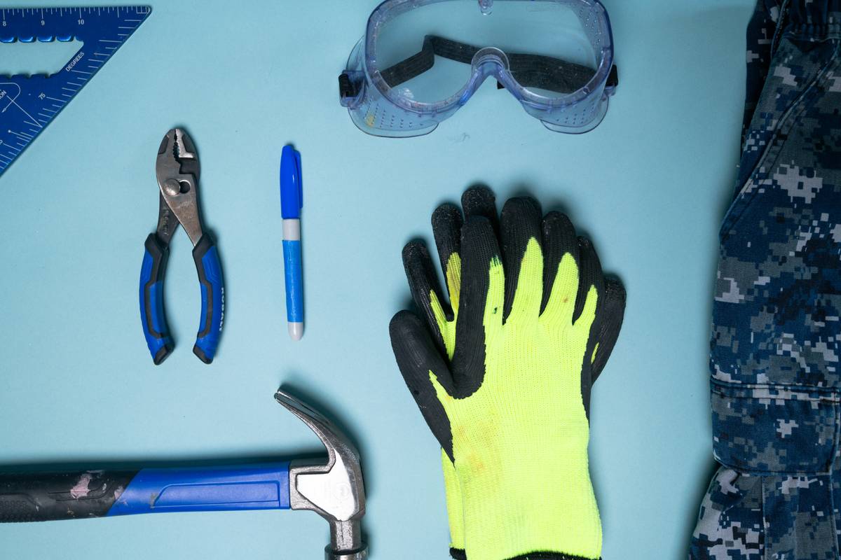 Why Your DIY Projects Are Failing—And How the Right Safety Gear (Especially a Work Glove That Actually Works) Can Save Your Skin